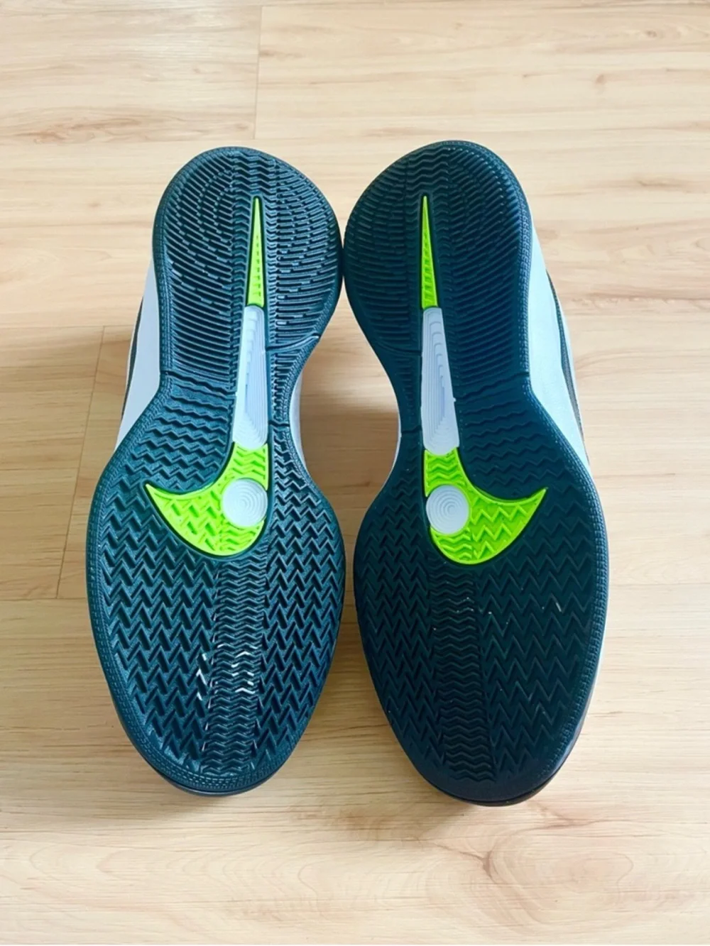 Nike Sabrina 2 Basketball Shoes HF3234-100 Women 10.0 US
